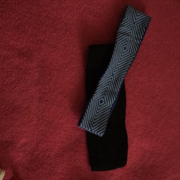 Lot of headbands (adidas, ivivva, Athleta, etc) - Picture 2 of 5